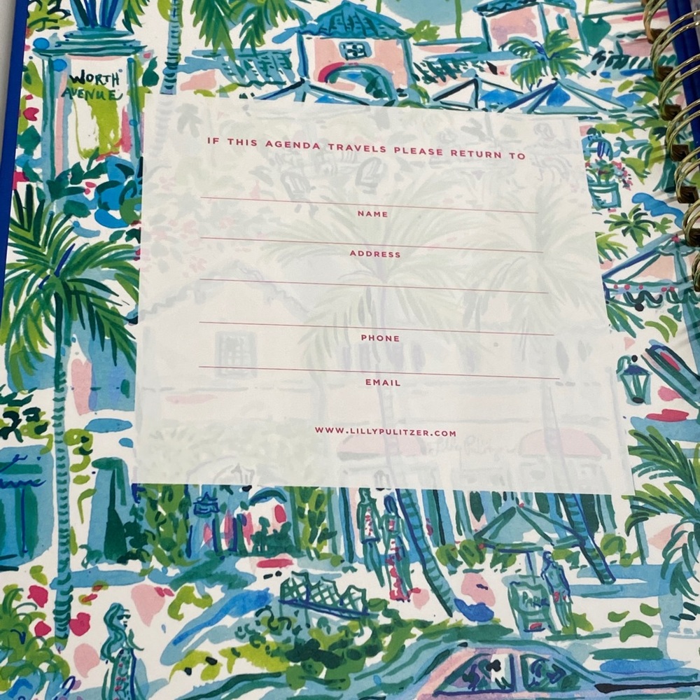 LILLY PULITZER PLANNER NEW - Picture 7 of 12